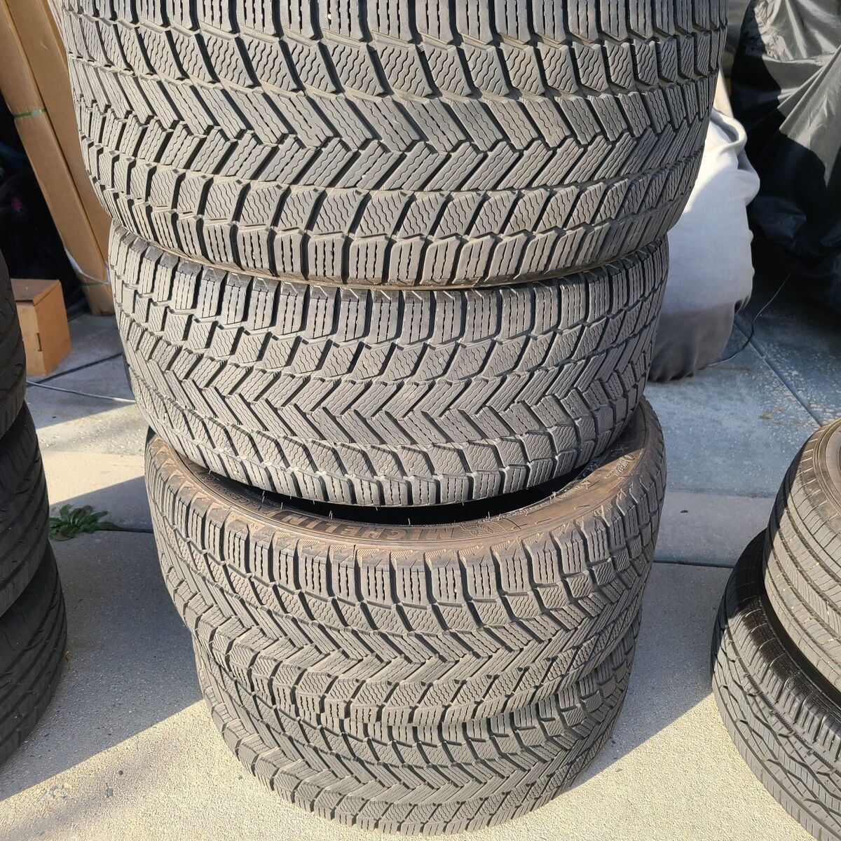 MICHELIN 255/40R20