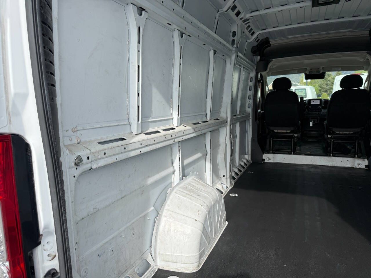 Main image 23