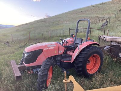 Kubota 4 wheel drive tractor