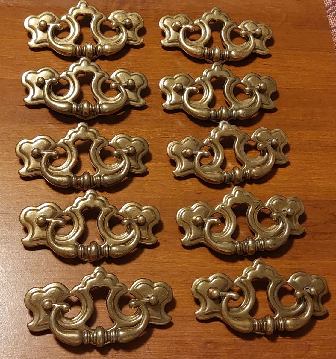Drawer Pulls 3" Center Set of 10