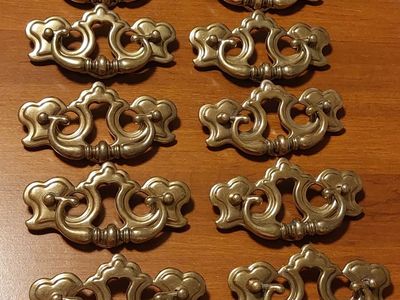 Drawer Pulls 3" Center Set of 10