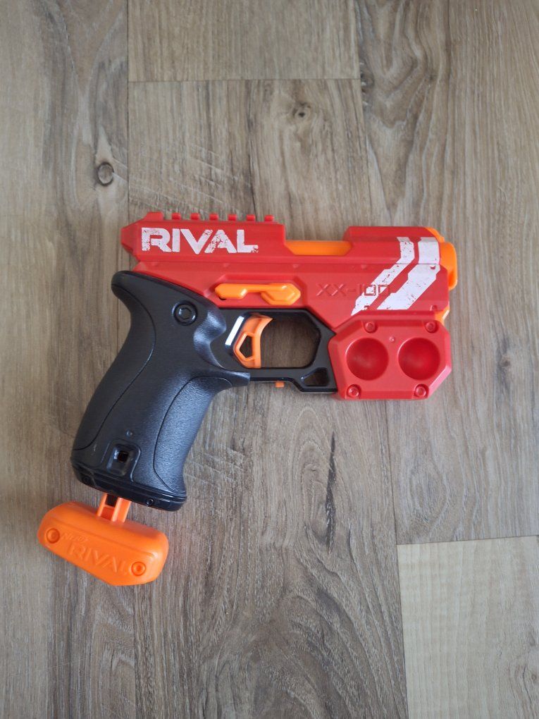 nerf gun