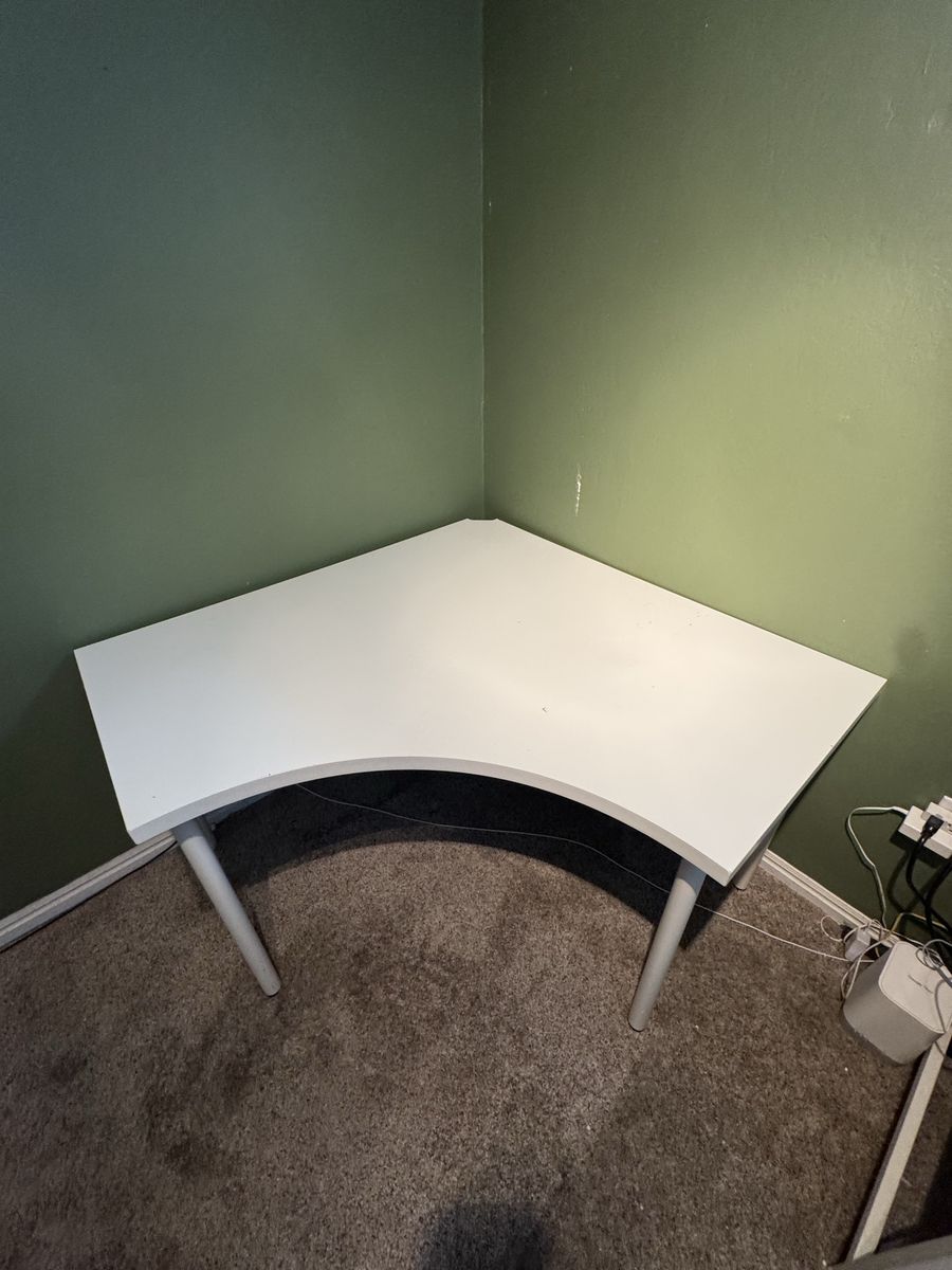 Corner Desk Seeking New Human (IKEA Linnmon, White)