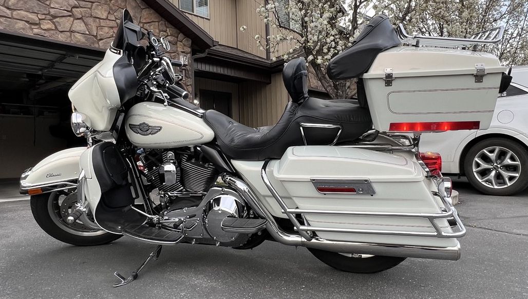 '03 Harley Davidson FLHTC-I Ultra Classic Electra Glide - Anniversary edition