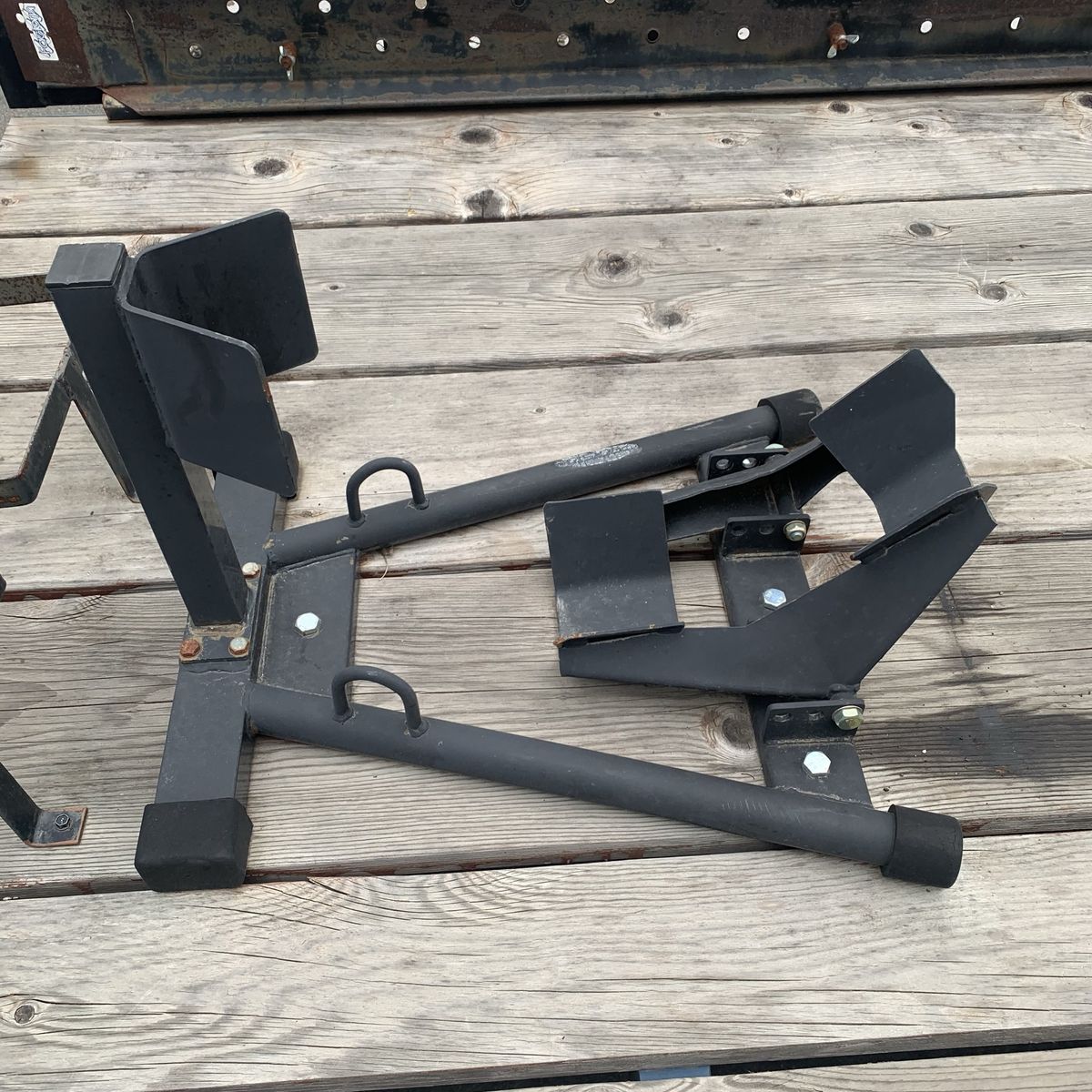 Motorcycle wheel chock 