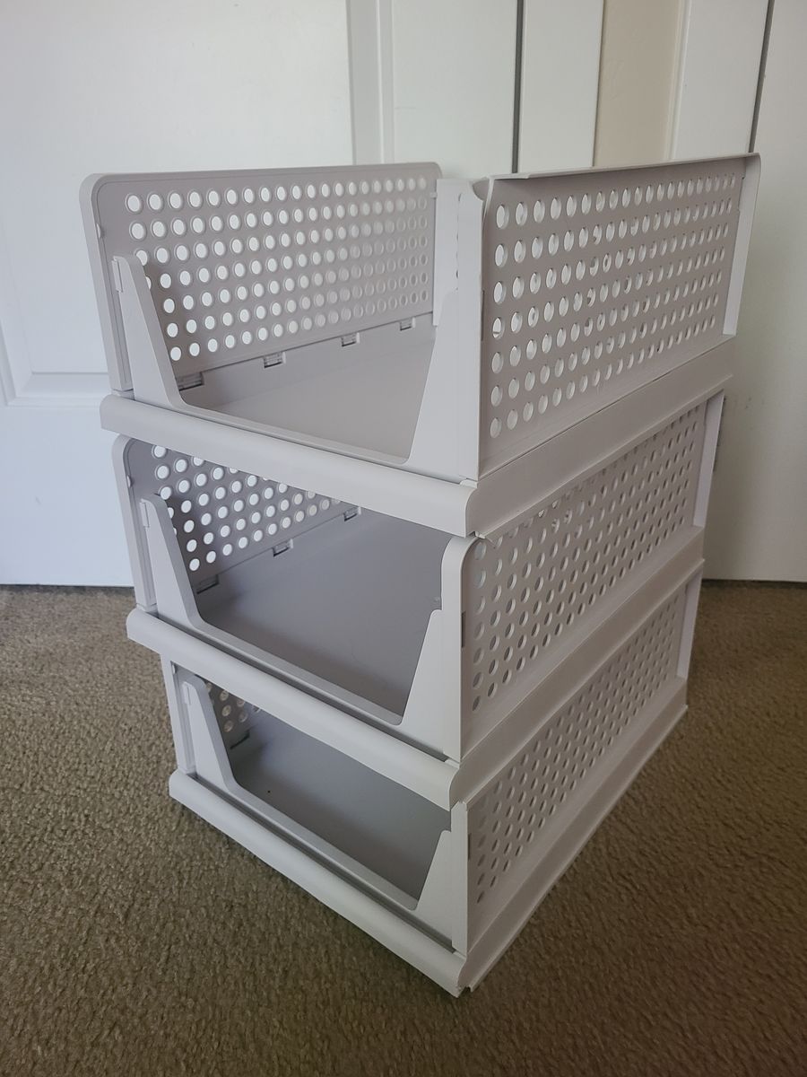 3 Stackable Storage Basket
