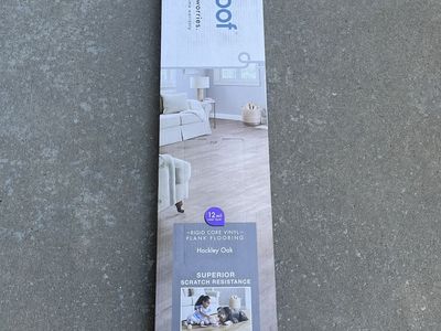 Lifeproof Hockley Oak Click Lock Waterproof Luxury Vinyl Plank Flooring