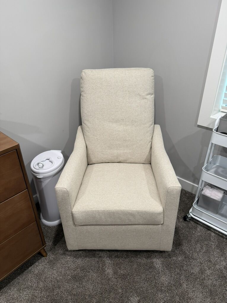 Delta Children Andie Nursery Glider Swivel Chair