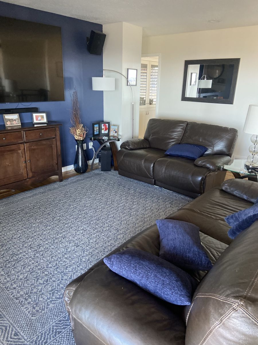 Luxury leather recliner