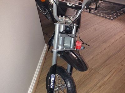 razor MX350 mini bike electric motorcycle