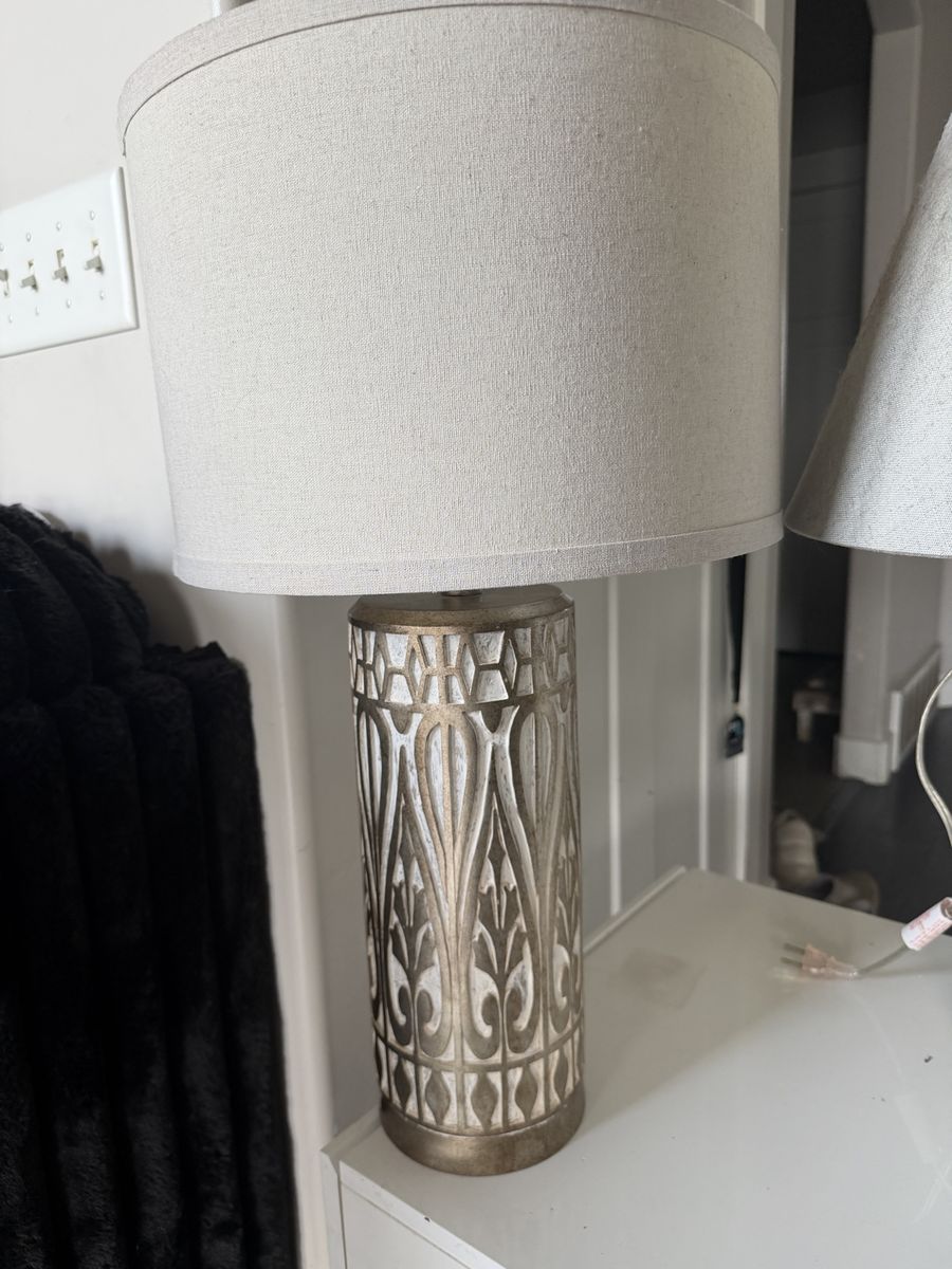 Round Lamp And Shade Gold/Brass White