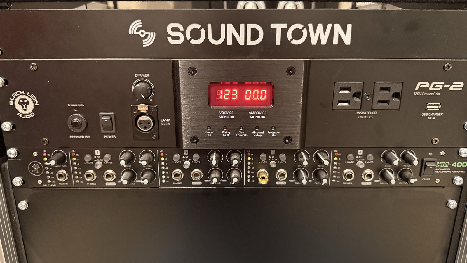 Black Lion Audio PG-2 120V Power Grid Power Conditioner