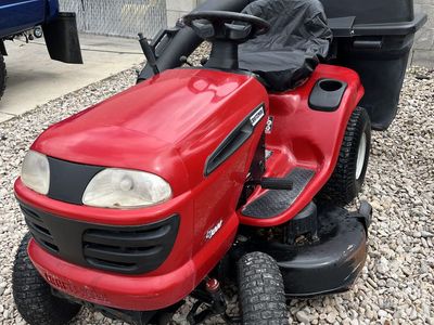 Craftsman Lt3000 riding Lawnmower