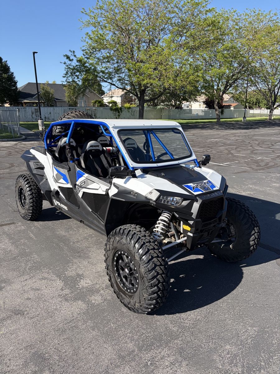 2017 RZR XP4 1000