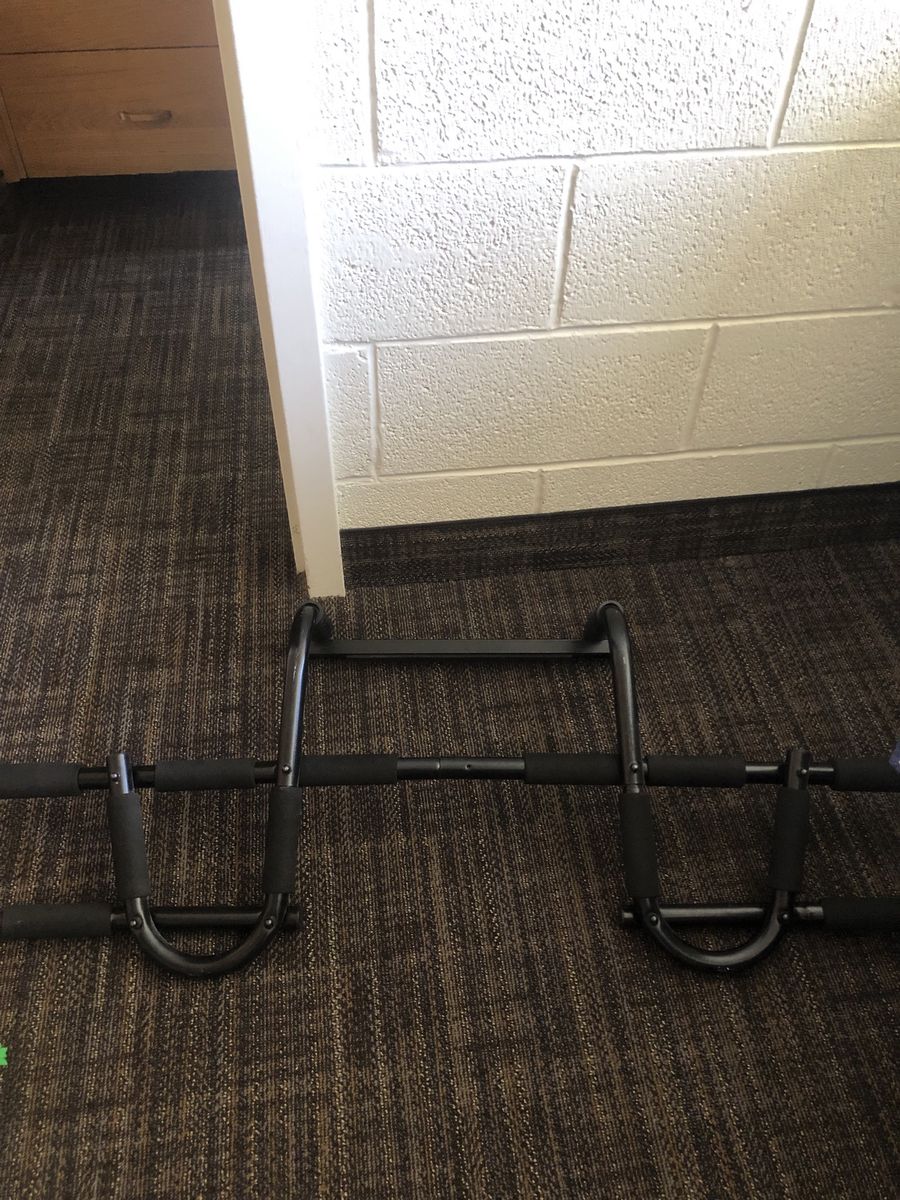 Doorway Pull-Up Bar Multi-Grip Chin-Up Bar