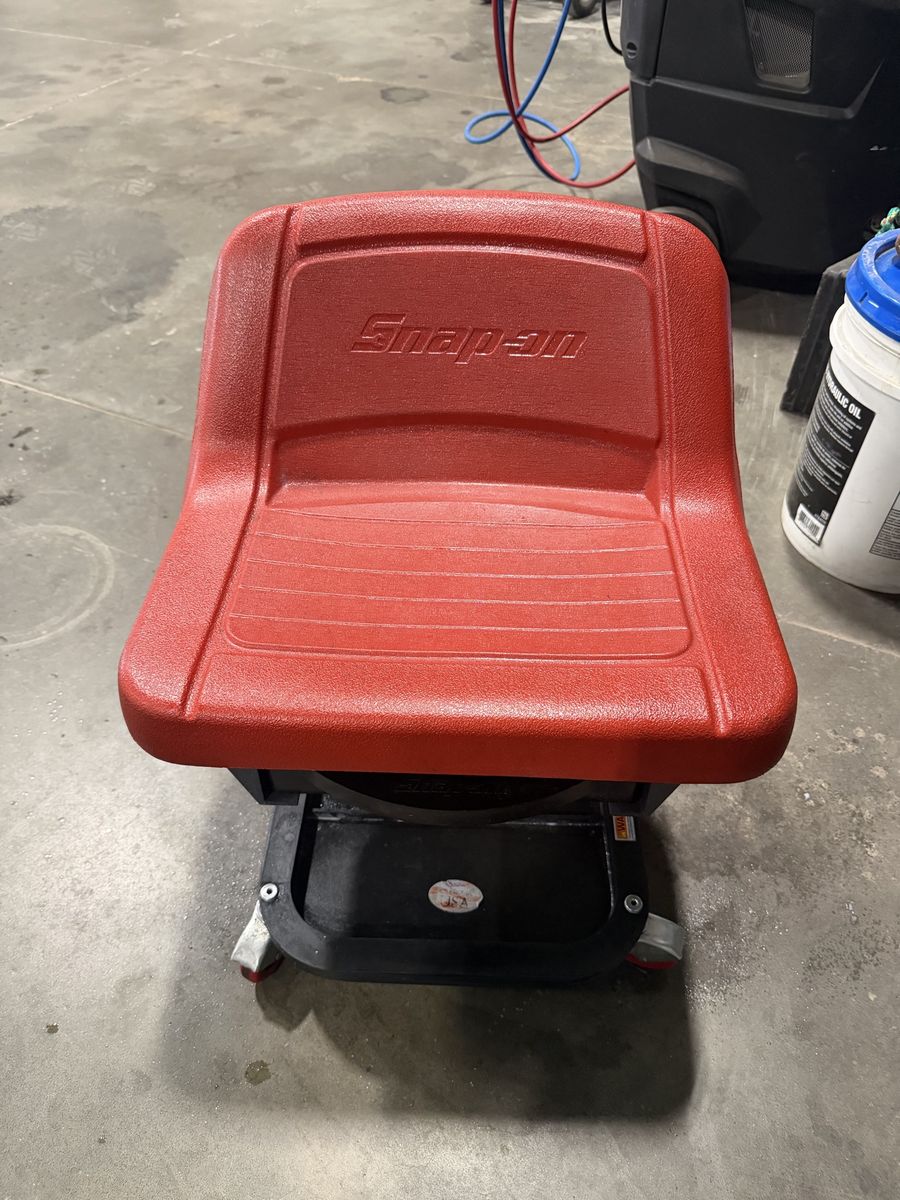 Snap-on Red Rolling Creeper Seat with Storage Drawer