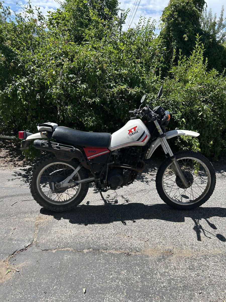 1982 Yamaha xt 550