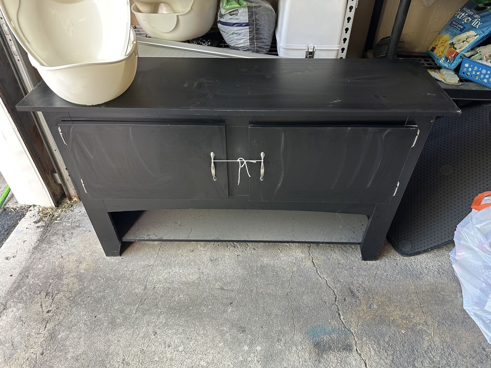 Black fish tank stand with double doors