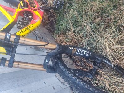 (PRICE NEGOTIABLE) Specialized Demo