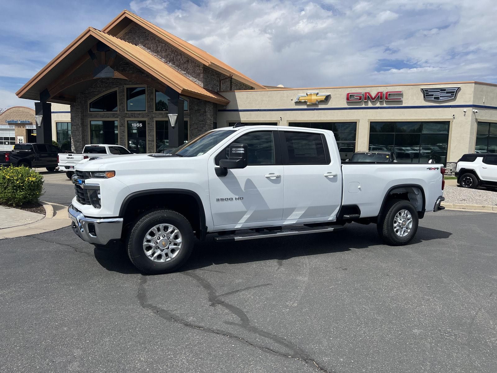 2026 Chevrolet Silverado 3500 LT