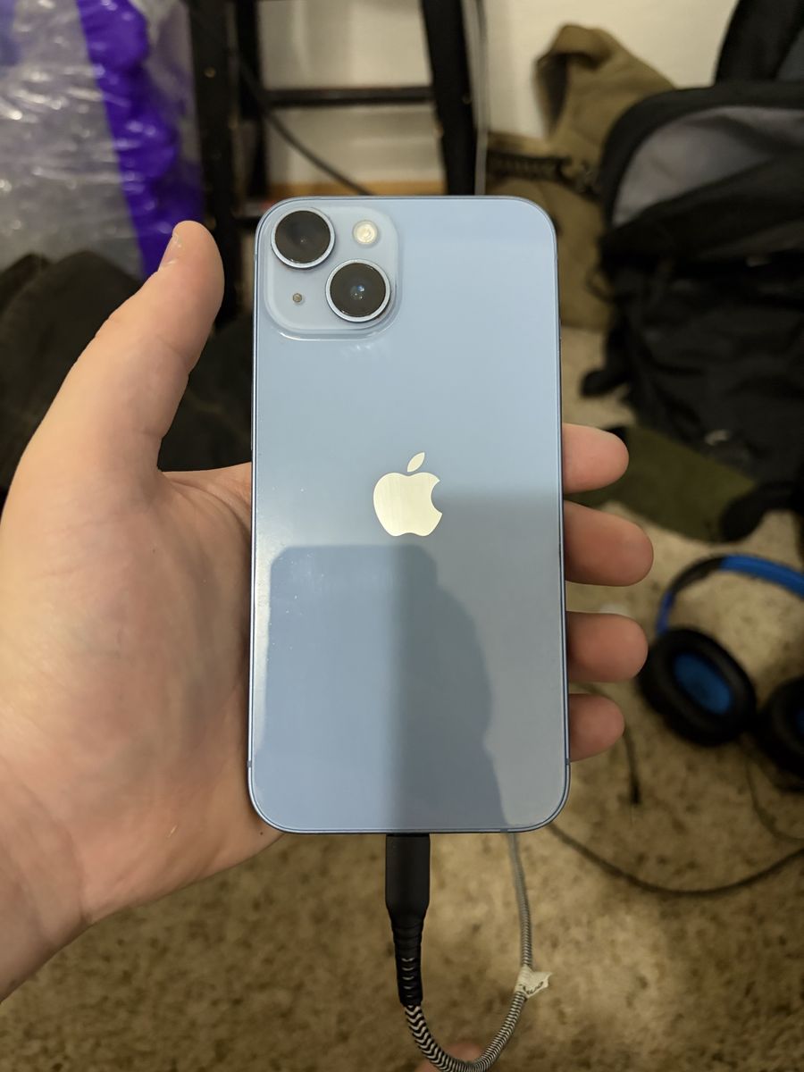 iPhone 13