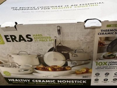Eras Ceramic Nonstick 11-Piece Cookware Set | Cloud Cream