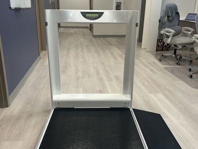 Digital Wheelchair Scale – 1000lb Capacity – New (2025)