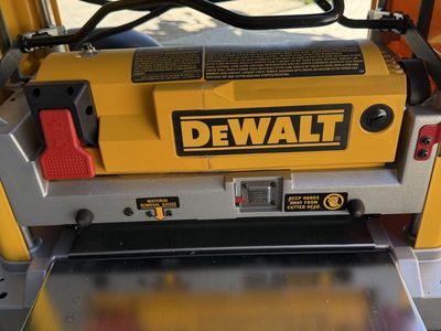 DW734 DeWalt Bench Planer