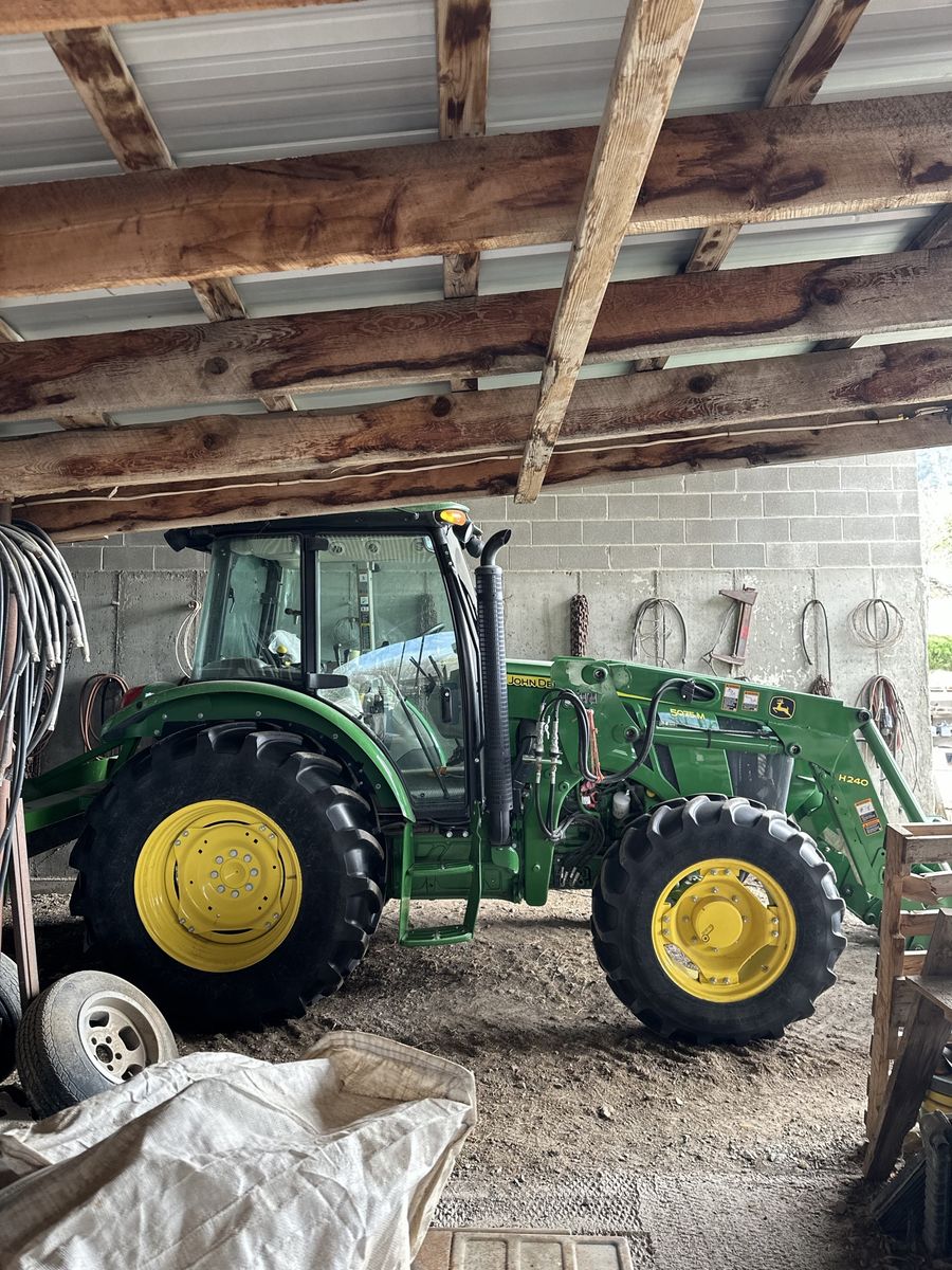Tractor John Deere 575M 2018