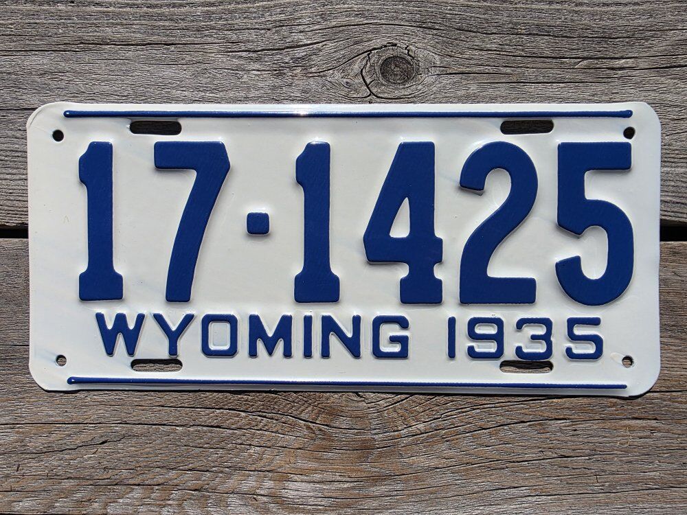 1935 Wyoming License Plate MINT UNUSED Beauty!!