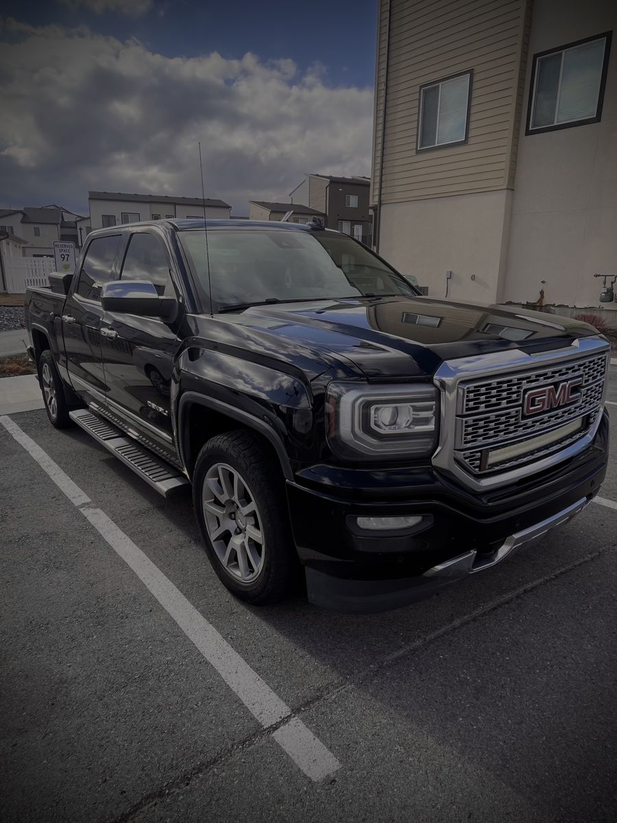 2017 GMC 1500 Denali