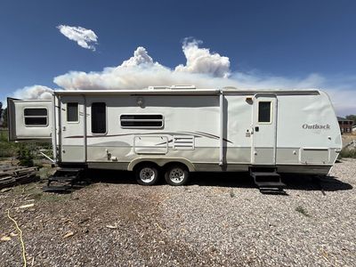 2006 Keystone Outback 29' RV