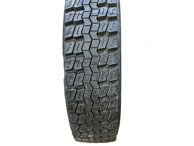 NOS MICHELIN XZE BSW 225 70 19.5 14PLY COMMERCIAL TIRE 91043