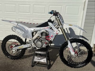 2015 CR450