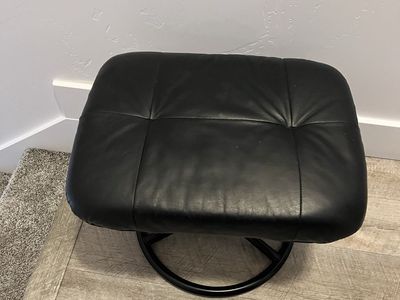 Black Leather Ottoman Footrest with Round Metal Base
