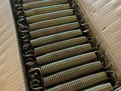 Trampoline replacement springs