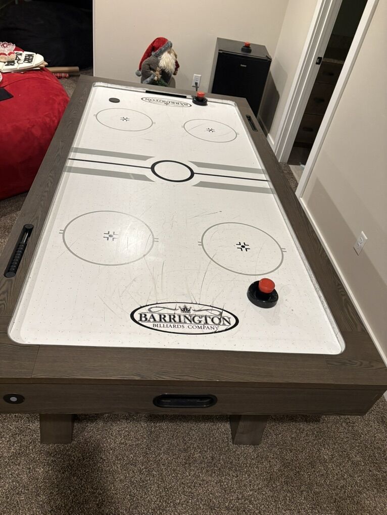 Air Hockey Table