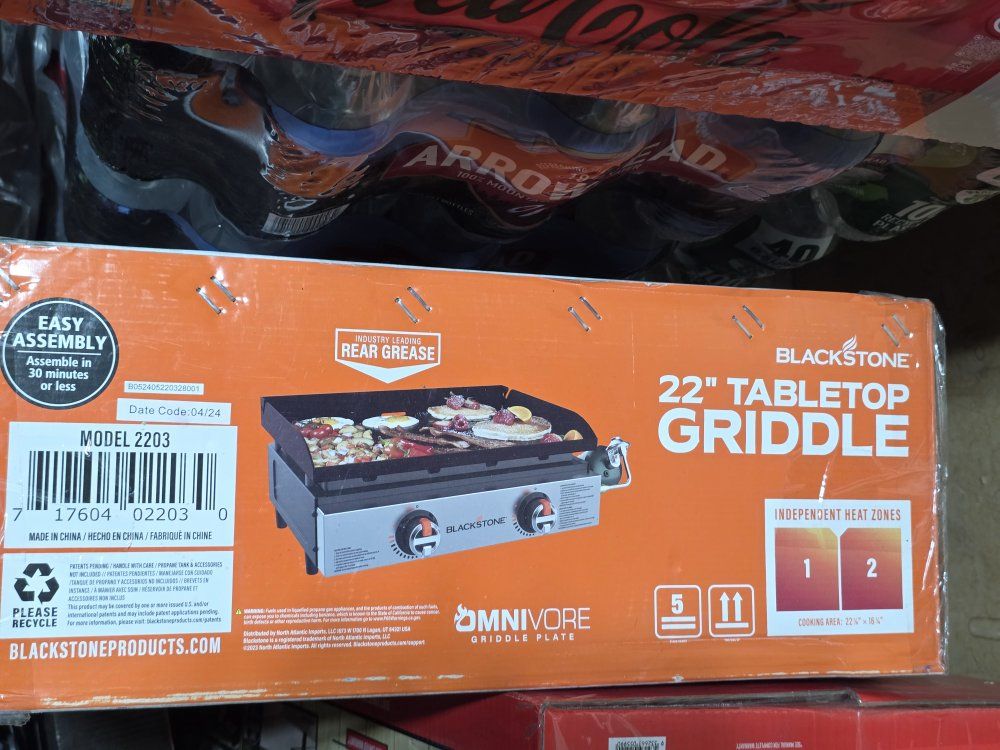 Blackstone 22" Tabletop Griddle with Carry Bag - Model 2203, 2 Independent Heat Zones