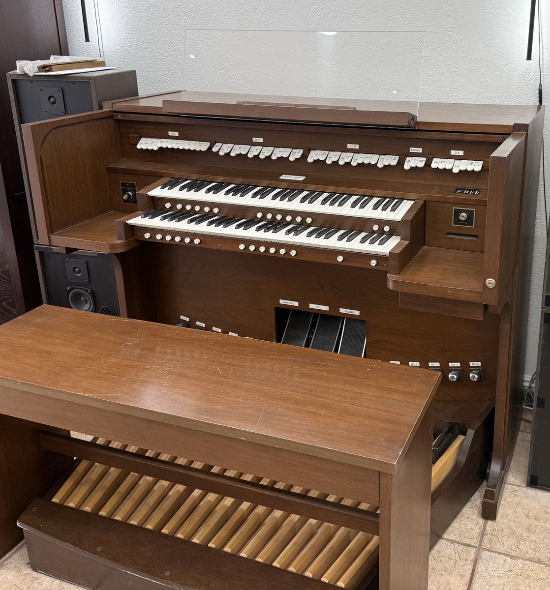 ORGANS, new and used.