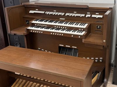 ORGANS, new and used.