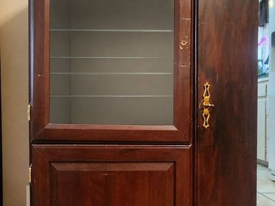 Glass Display Cabinet /Curio Cabinet