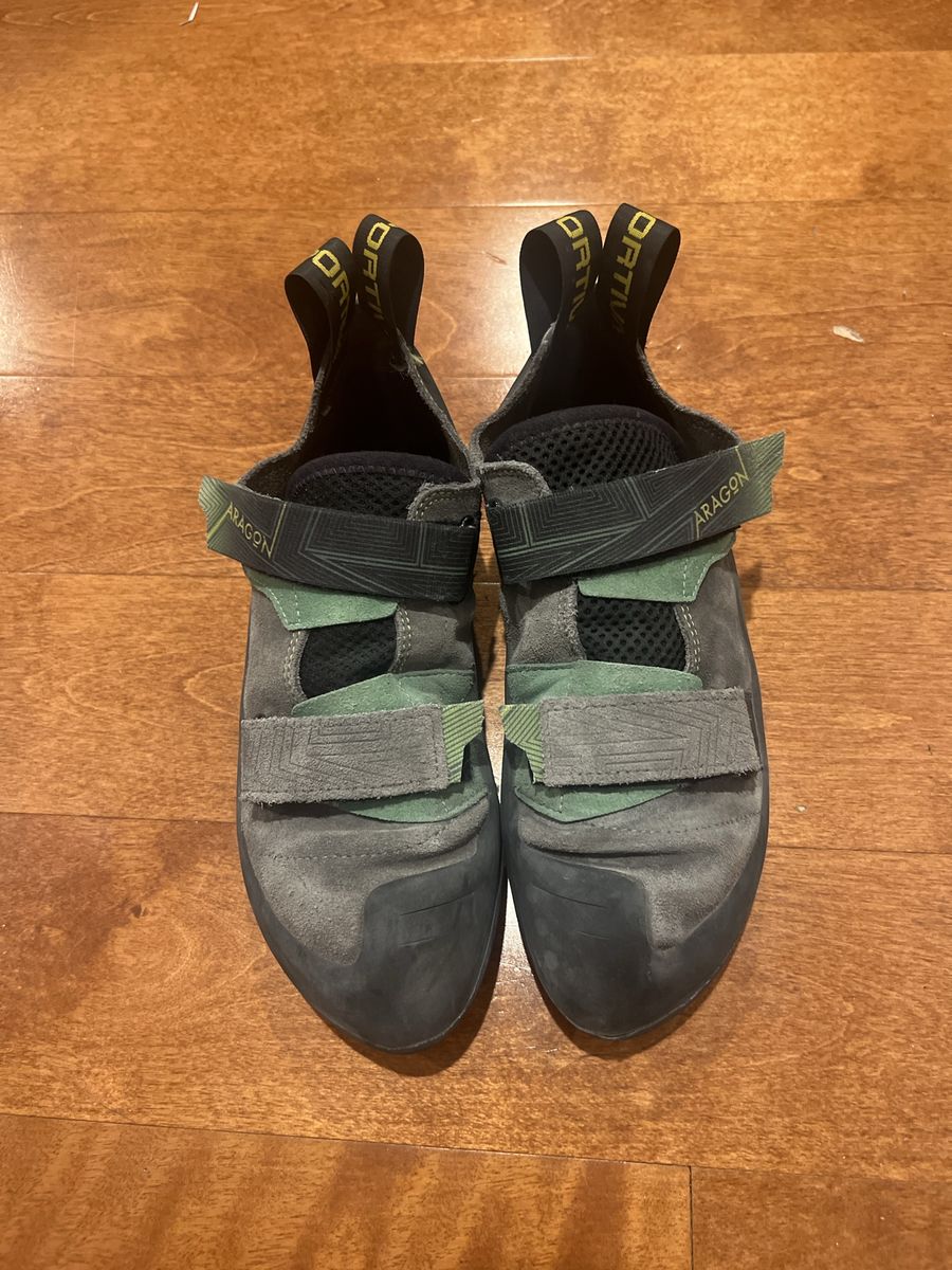 La Sportiva Aragon Climbing Shoes - Gray/Green Velcro Size 42 men’s 9