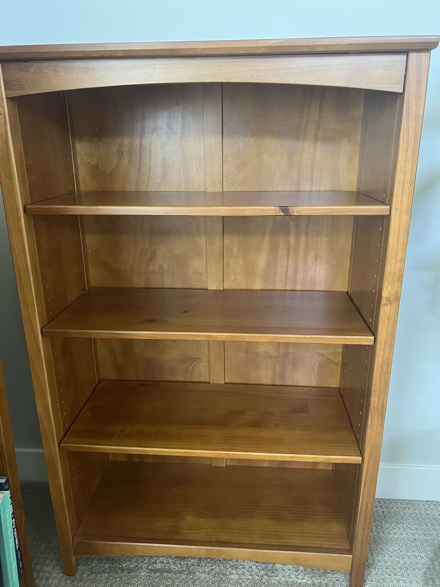 Classic Wood Bookshelf - 4-Tier, Sturdy Construction, Versatile Storage Unit