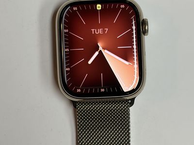 •• Apple Watch S 9 45mm Gold Stainless Steel Ceramic ••