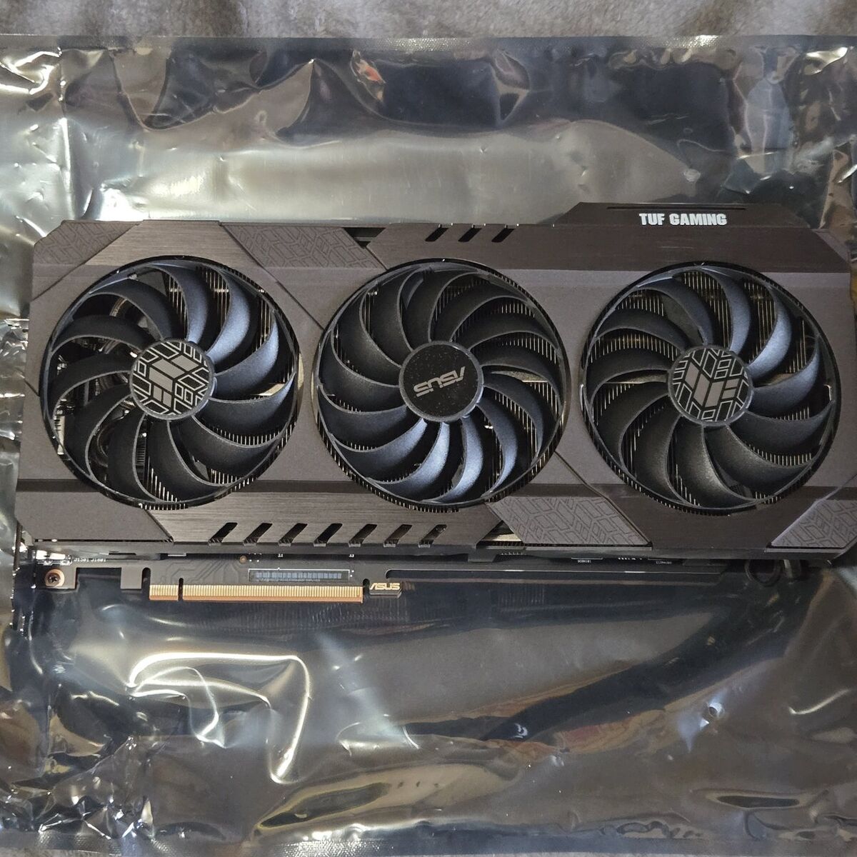 ASUS TUF Radeon RX 6800XT 16GB Video Card DDR6