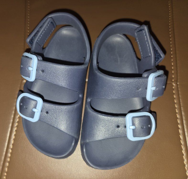 Toddler Unisex Blue Sandals Size 7-8