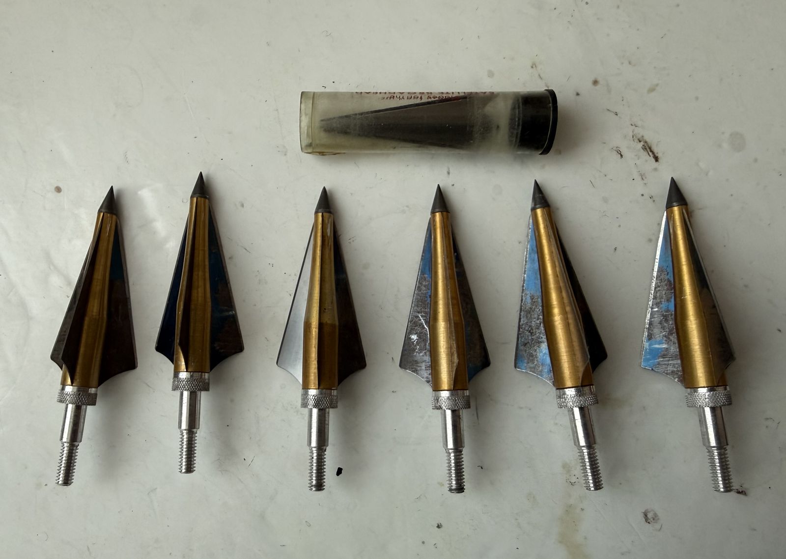 (6) Vintage Aero Satellite Broadheads 120 Grain