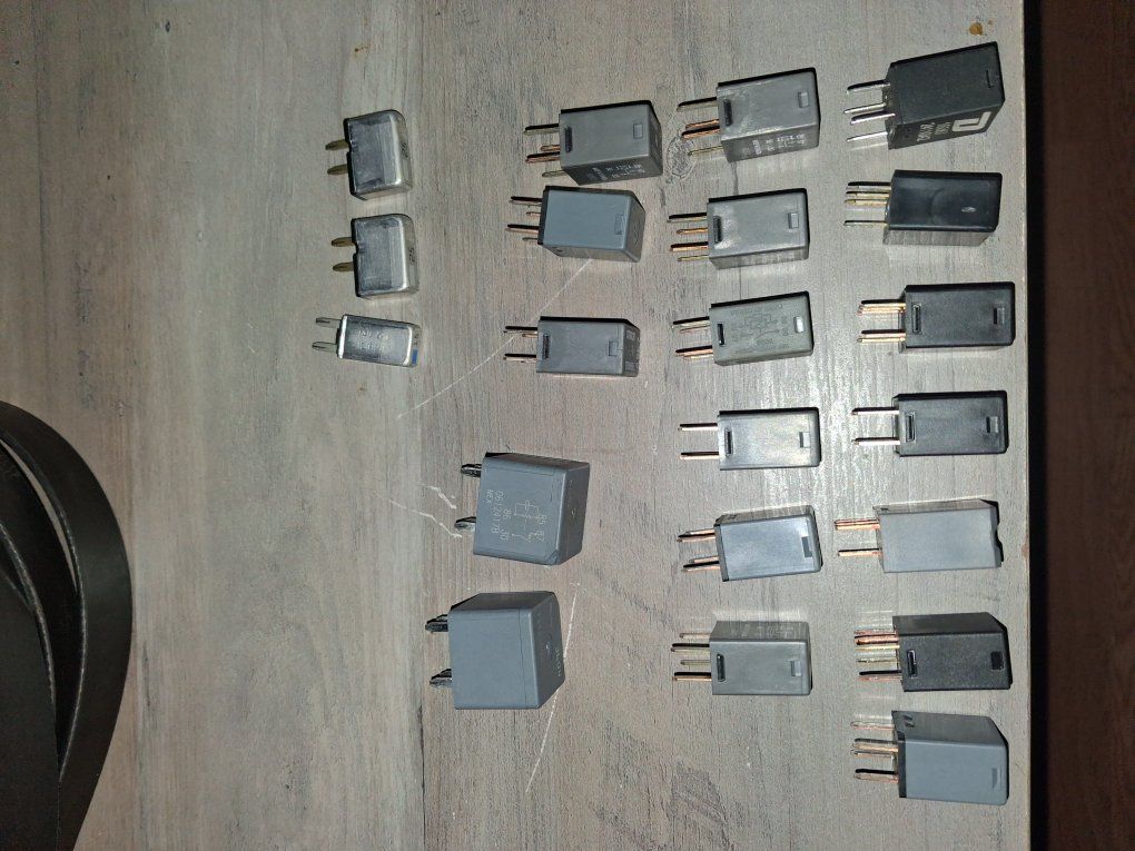06 GMV Envoy/Chevy Trailblazer Various Relay Fuse