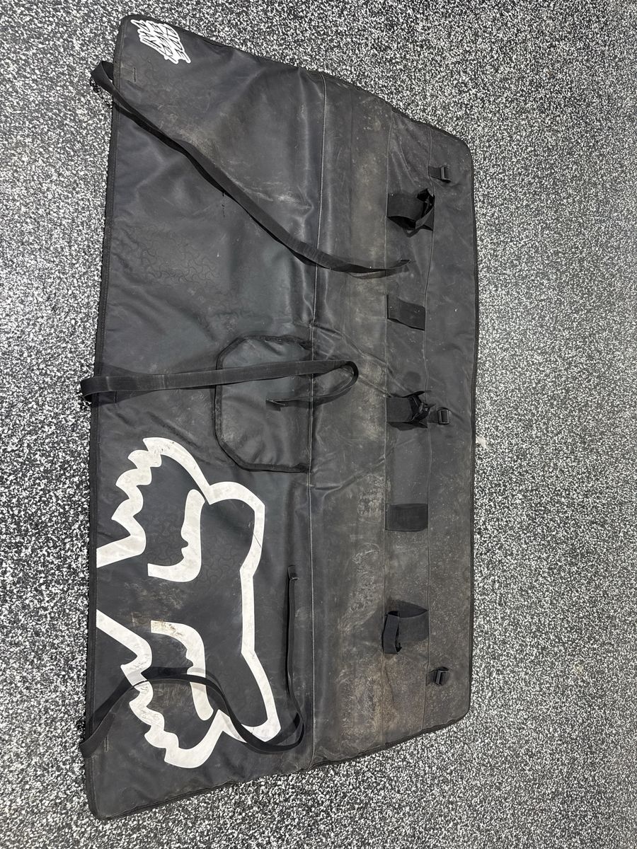 Fox Racing Black Tailgate Bike Pad for Truck