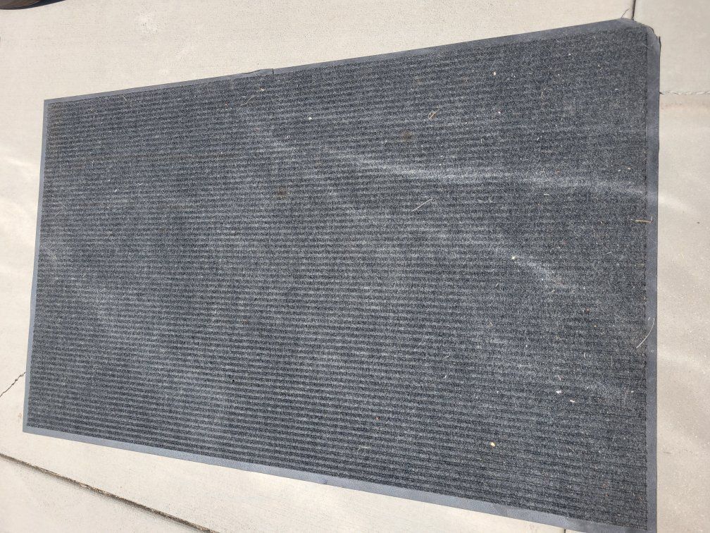 Durable Gray Ribbed Floor Mat - 36" x 60" Commercial/Residential Entrance Rug